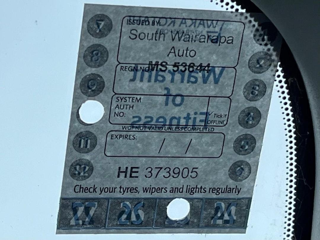 Photo '16' of Mazda Premacy