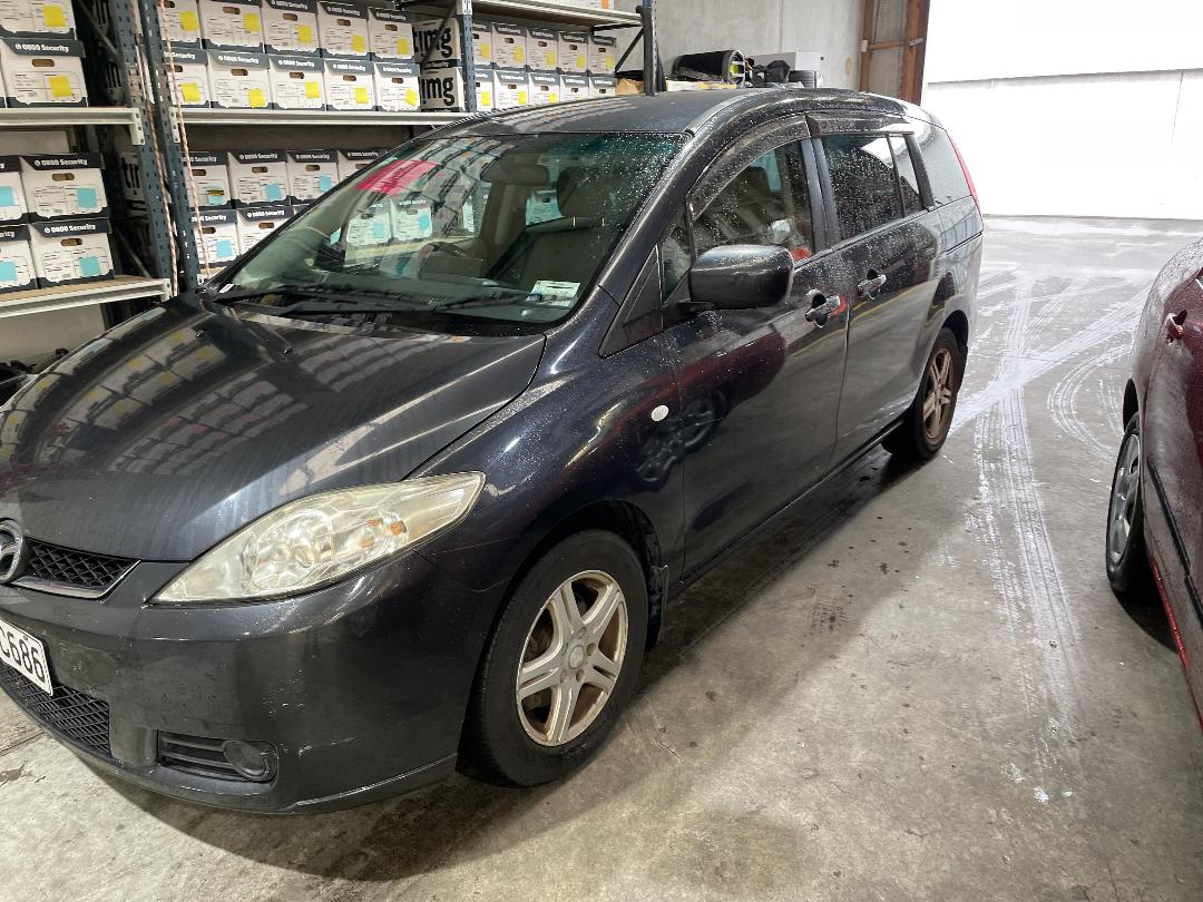 Photo '4' of Mazda Premacy