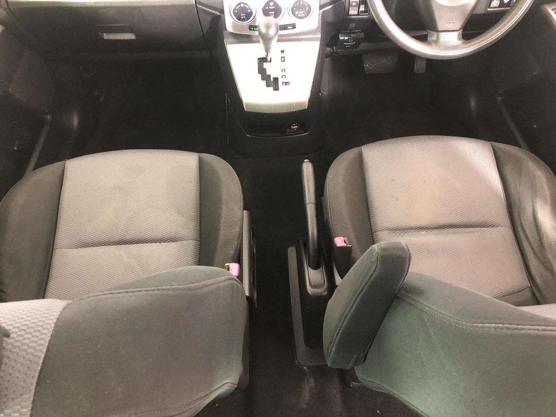 Photo '18' of Mazda Premacy