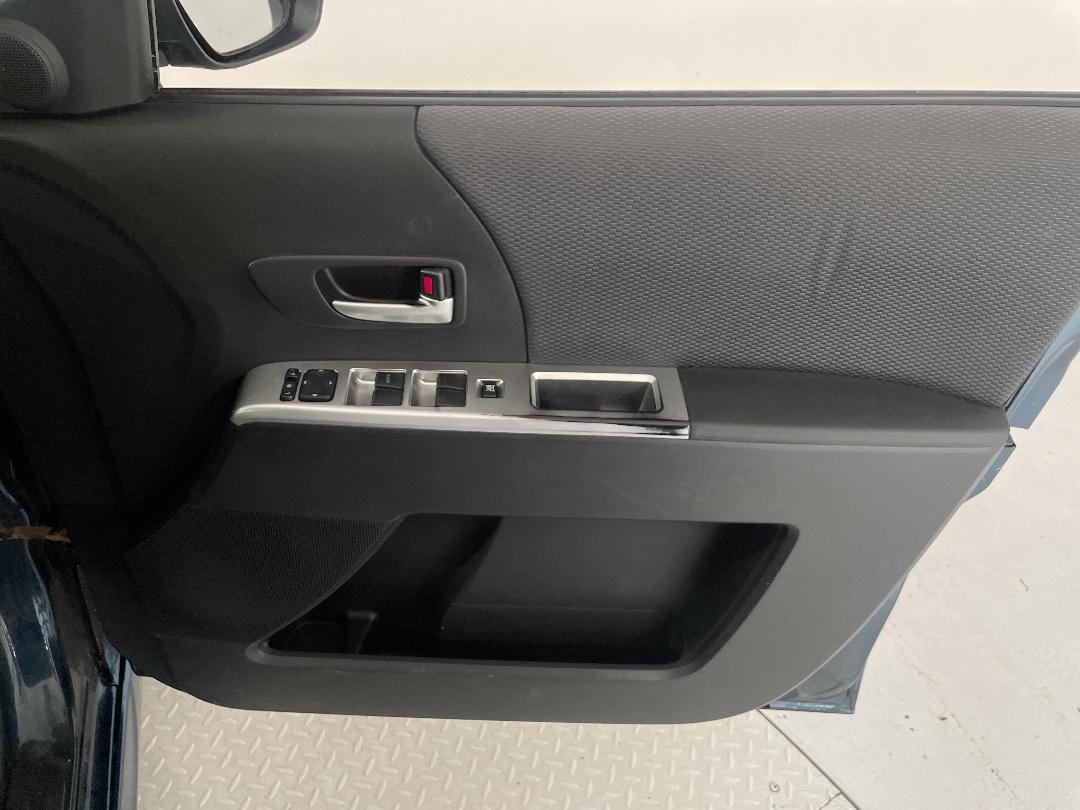 Photo '15' of Mazda Premacy