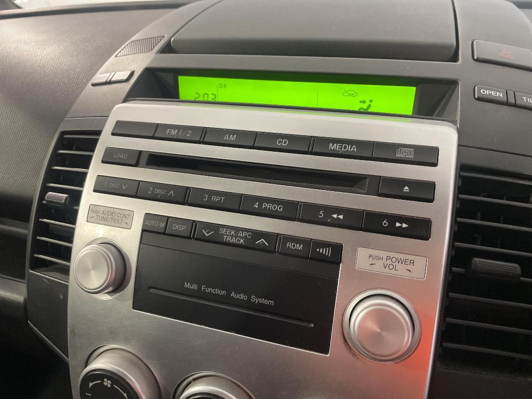 Photo '27' of Mazda Premacy