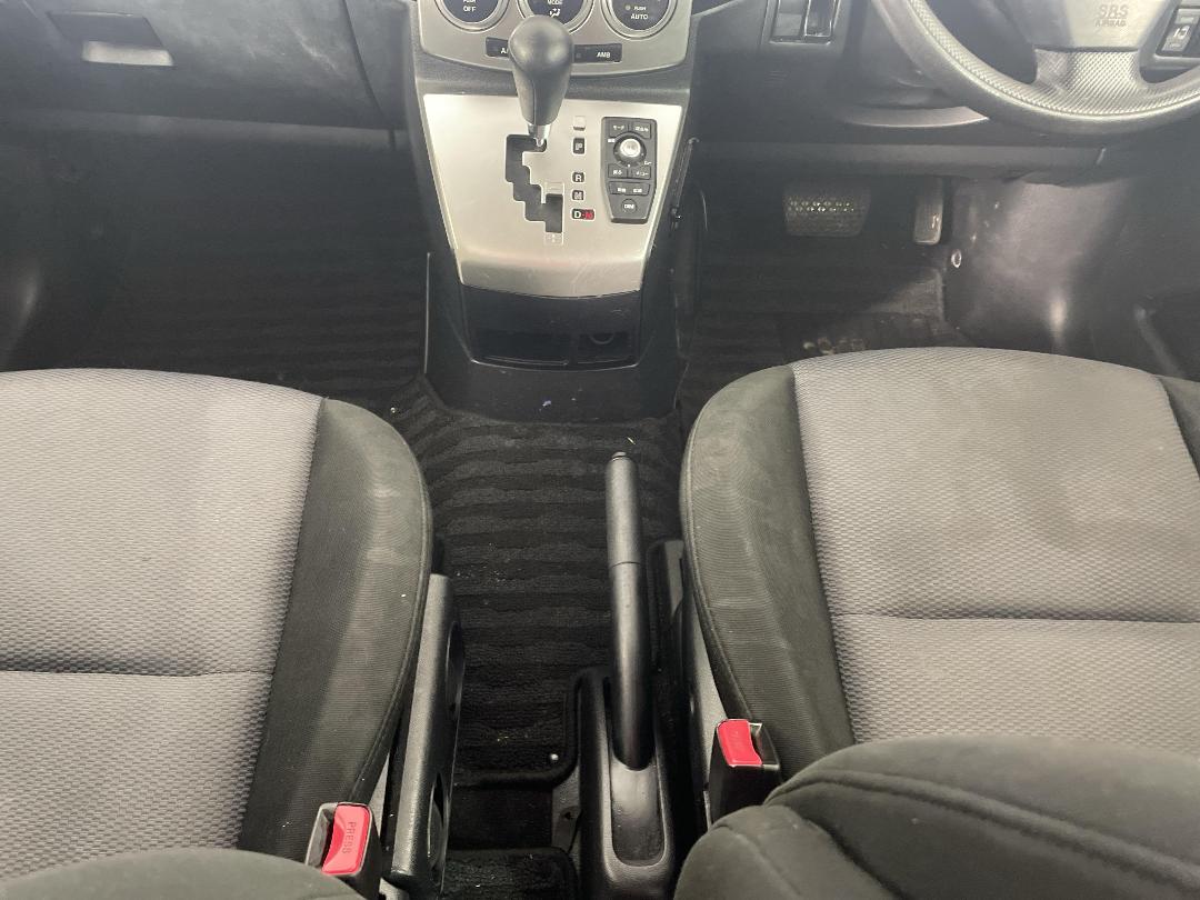 Photo '16' of Mazda Premacy Photo '16' of Mazda Premacy