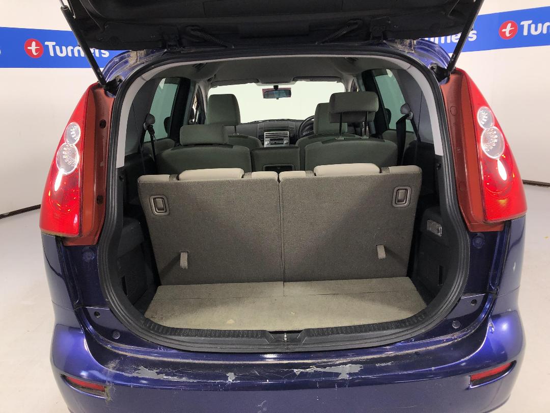 Photo '12' of Mazda Premacy Photo '12' of Mazda Premacy