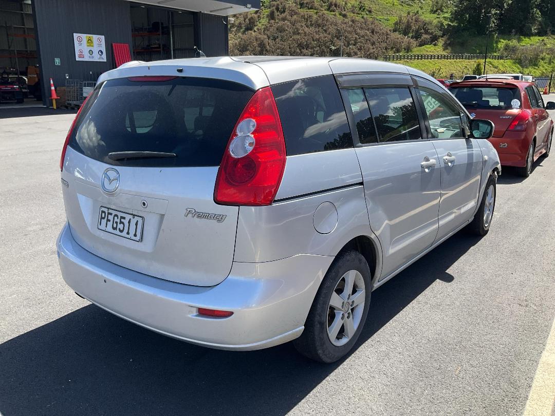 Photo '4' of Mazda Premacy