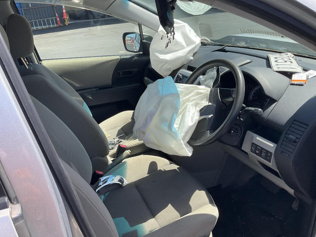 Photo '5' of Mazda Premacy