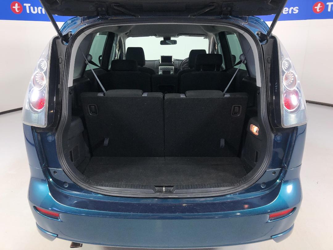 Photo '14' of Mazda Premacy Photo '14' of Mazda Premacy