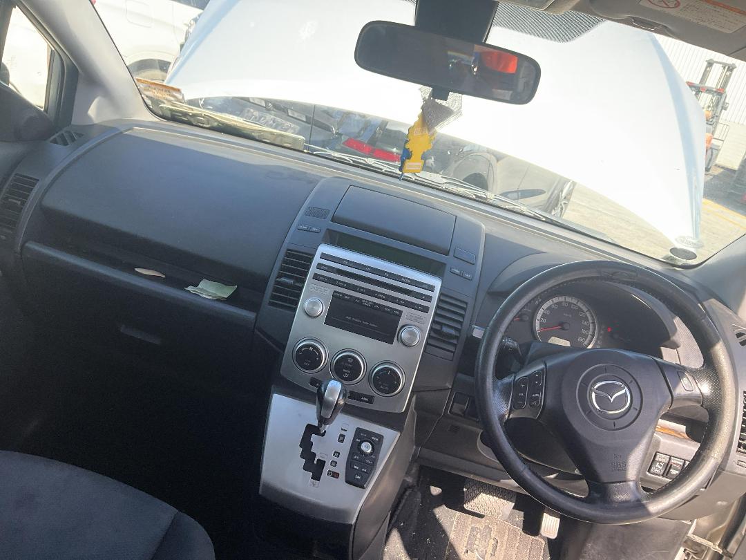 Photo '25' of Mazda Premacy