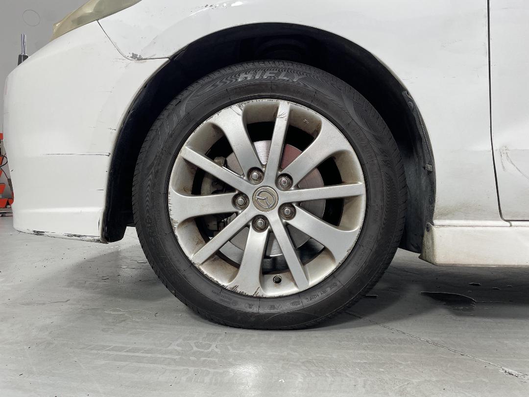 Photo '10' of Mazda Premacy Photo '10' of Mazda Premacy