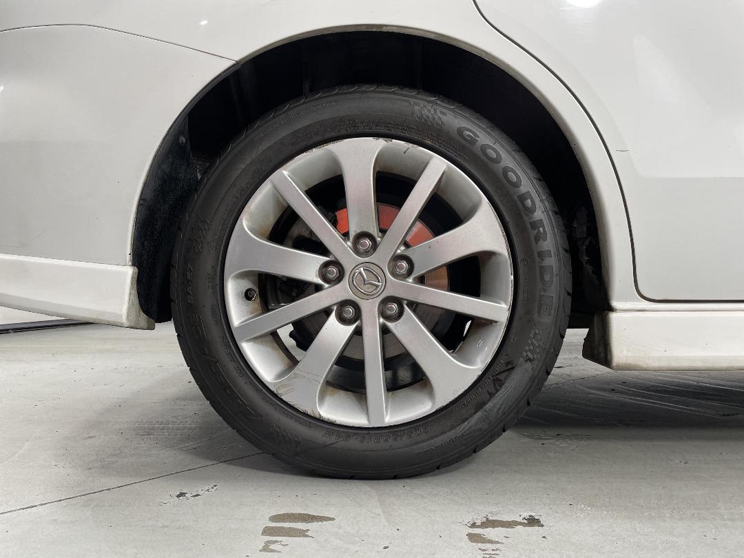 Photo '12' of Mazda Premacy Photo '12' of Mazda Premacy