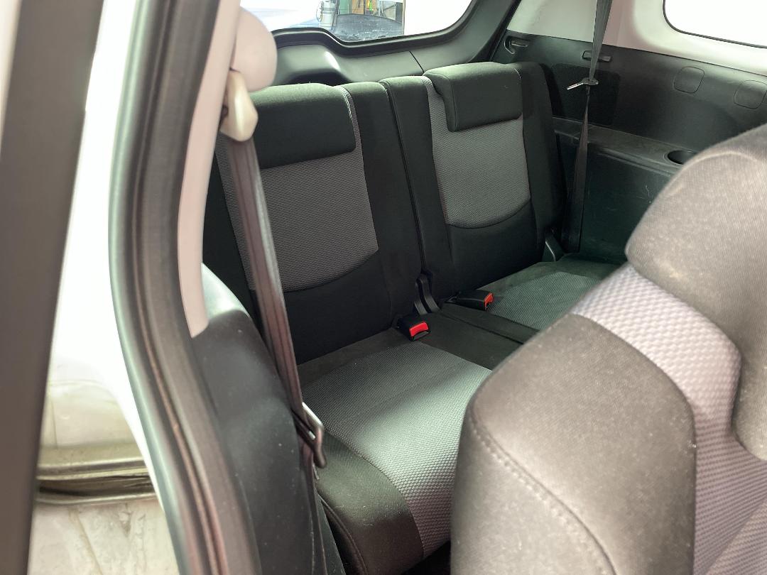 Photo '19' of Mazda Premacy Photo '19' of Mazda Premacy