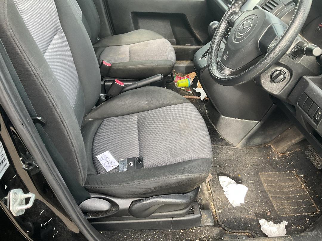 Photo '13' of Mazda Premacy