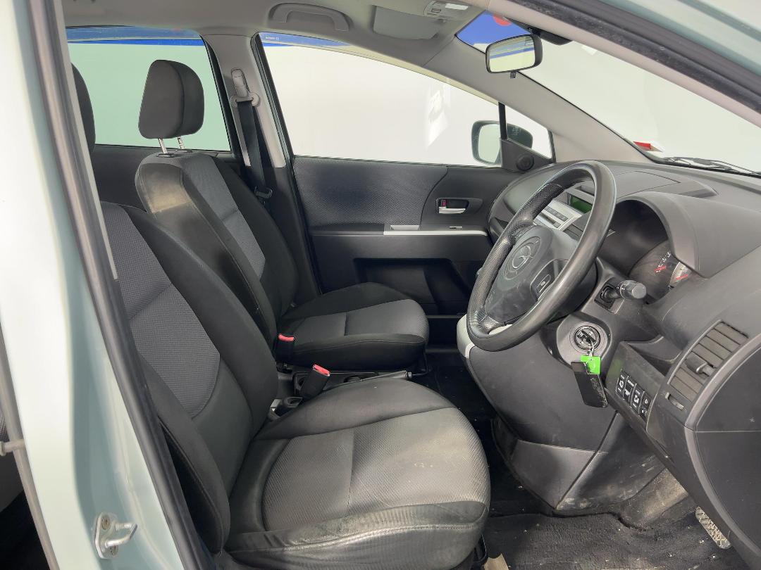 Photo '16' of Mazda Premacy