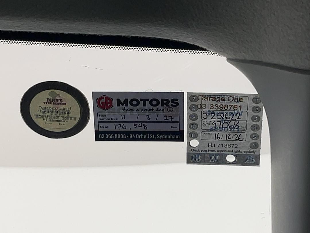 Photo '24' of Mazda Premacy