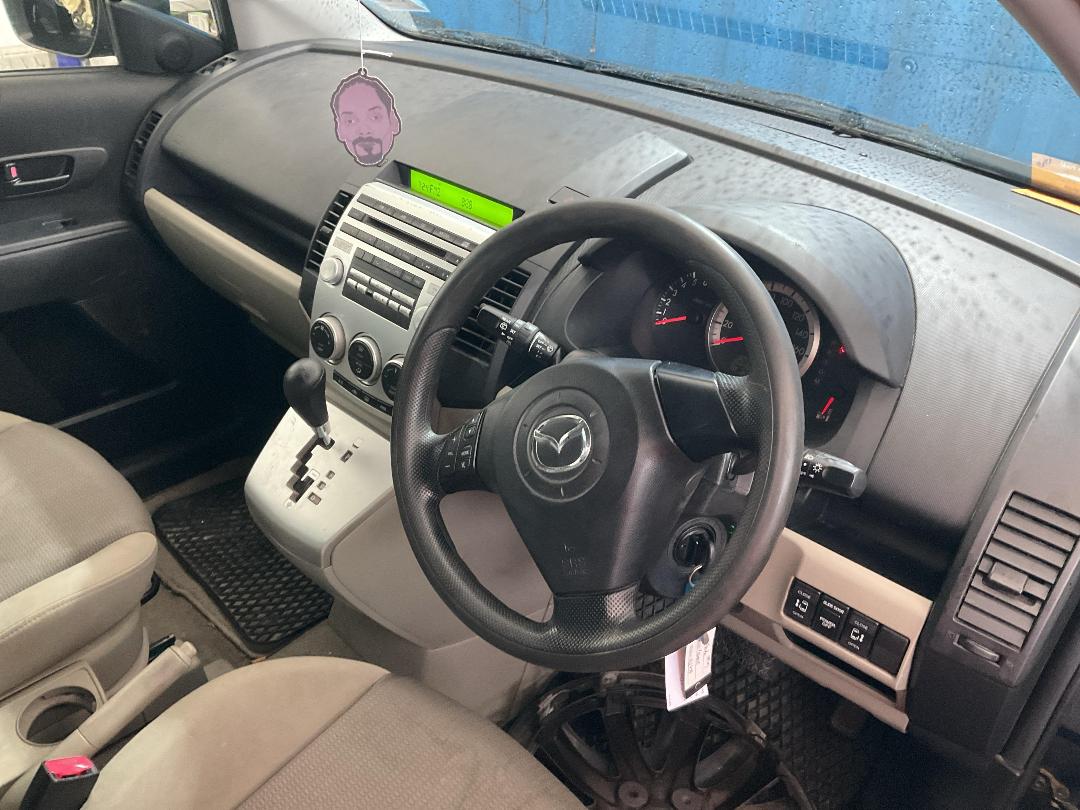 Photo '17' of Mazda Premacy