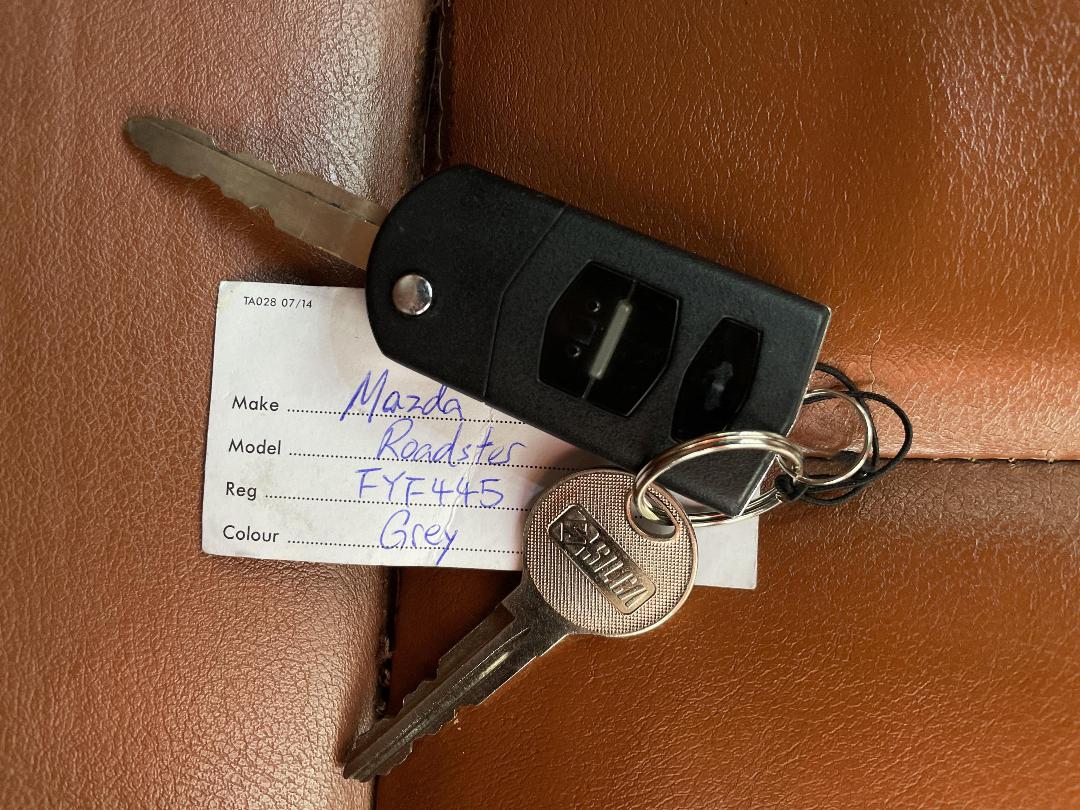 Photo '20' of Mazda Roadster Photo '20' of Mazda Roadster