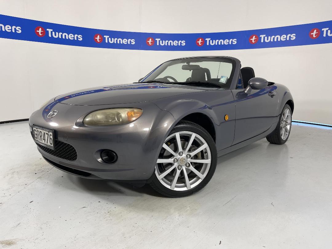 Photo '4' of Mazda Roadster