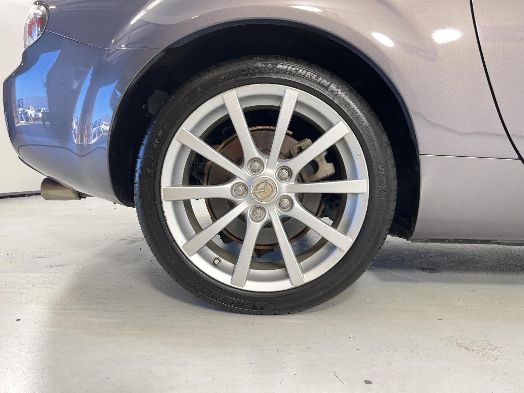 Photo '12' of Mazda Roadster