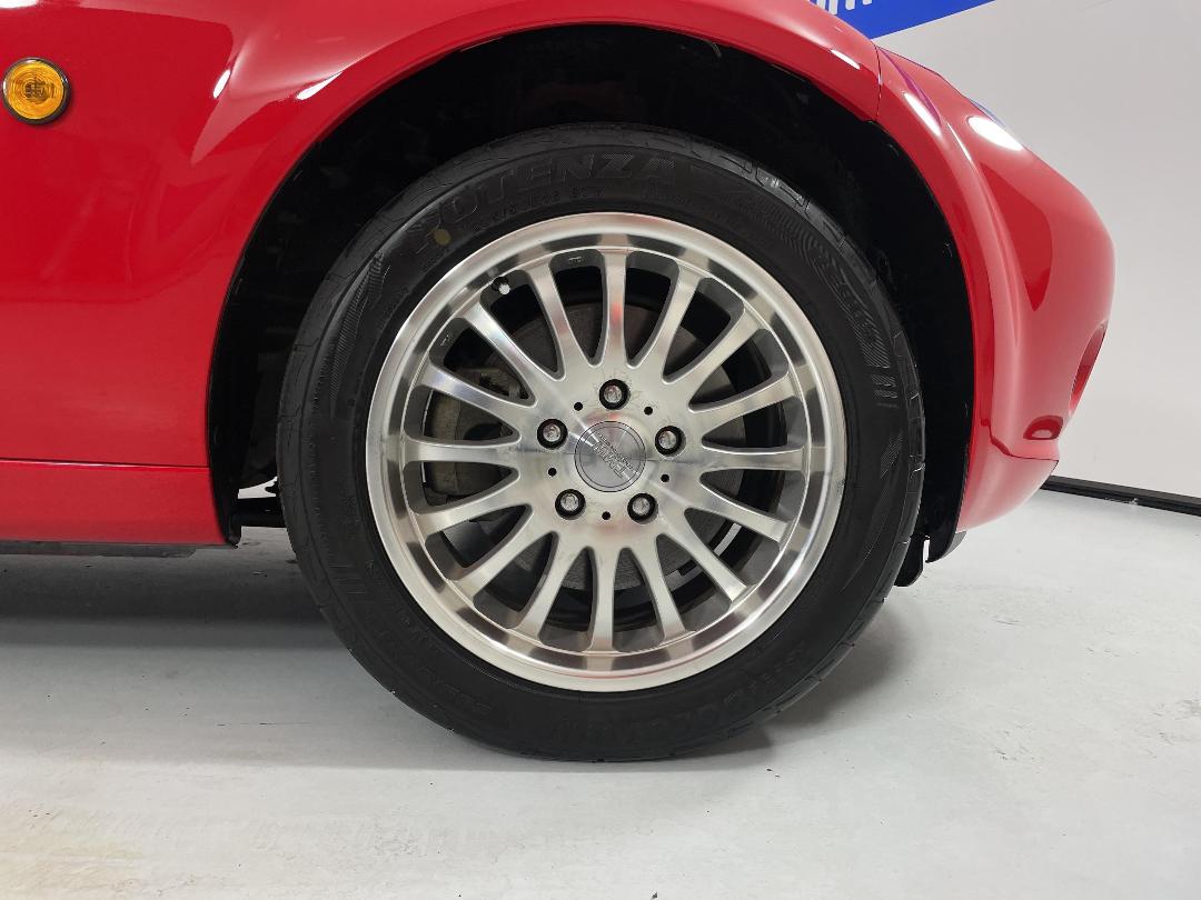 Photo '9' of Mazda Roadster