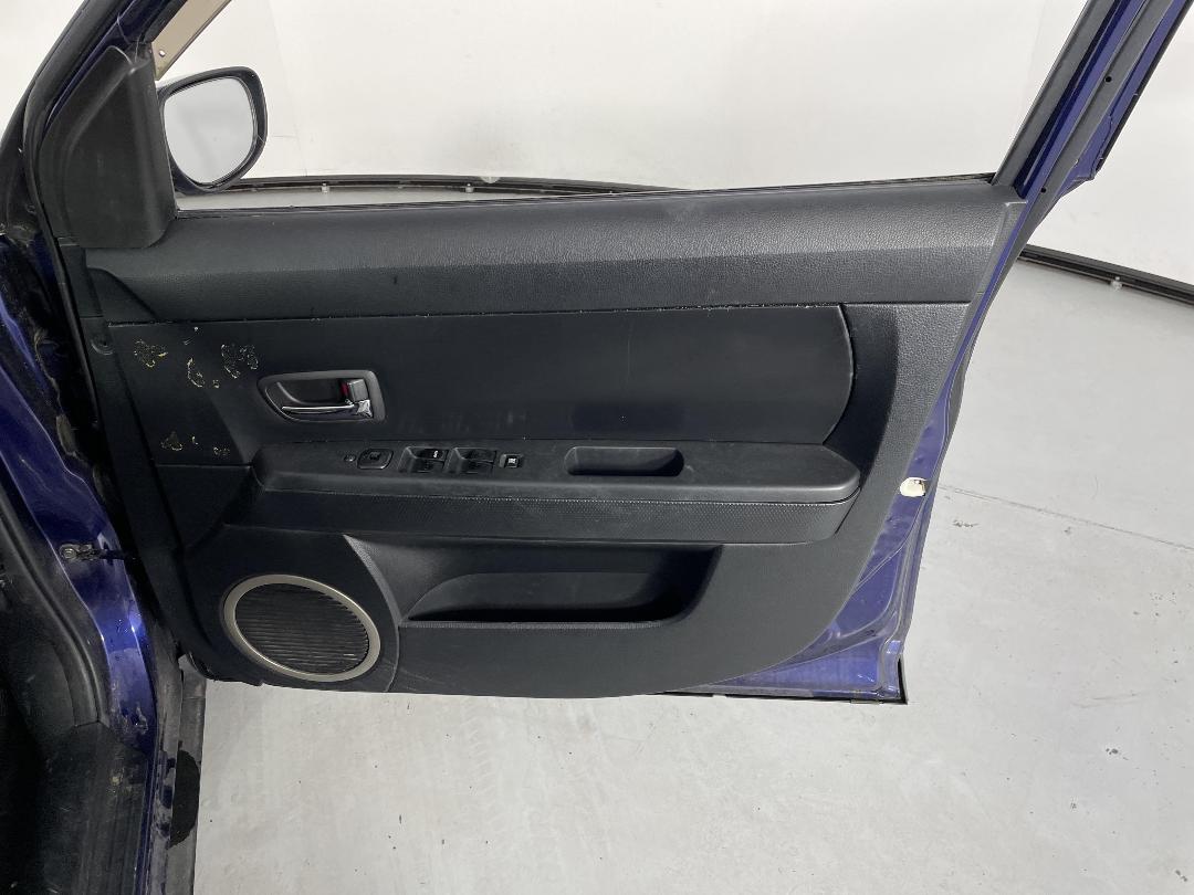 Photo '15' of Mazda Verisa Photo '15' of Mazda Verisa