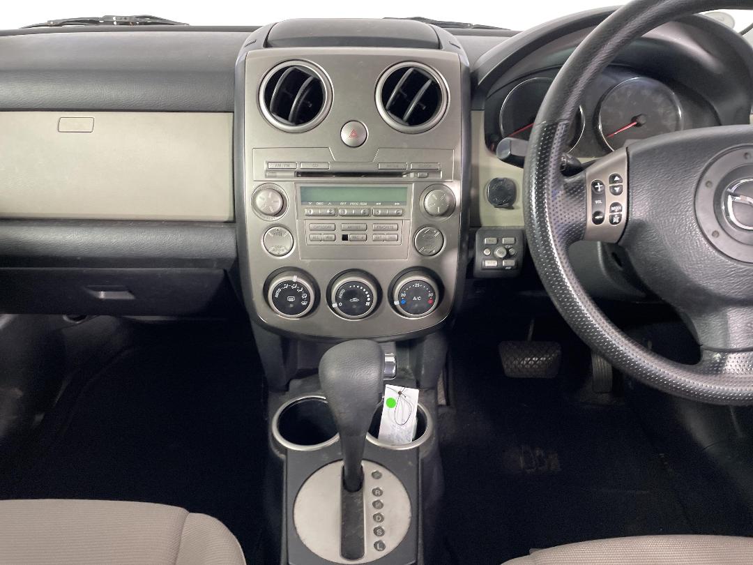 Photo '18' of Mazda Verisa Photo '18' of Mazda Verisa