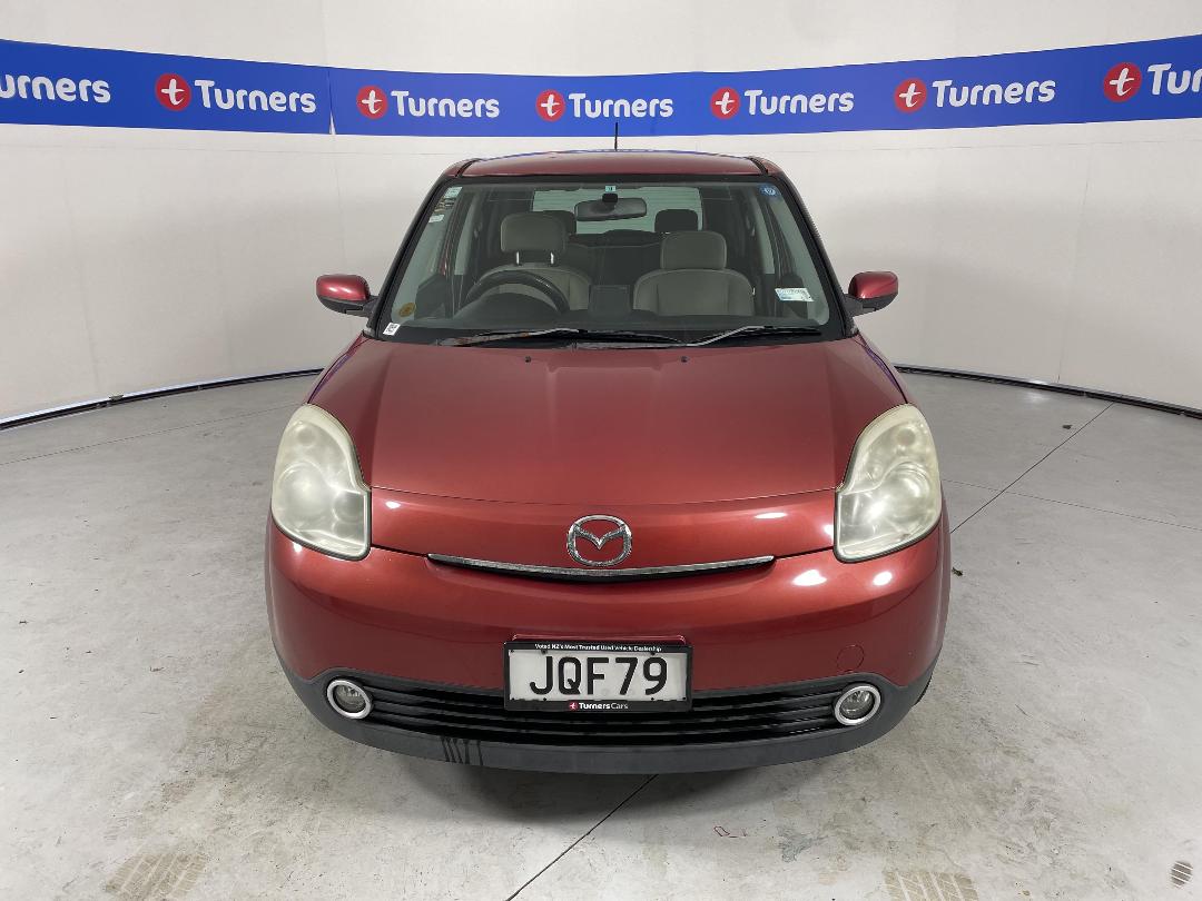 Photo '2' of Mazda Verisa