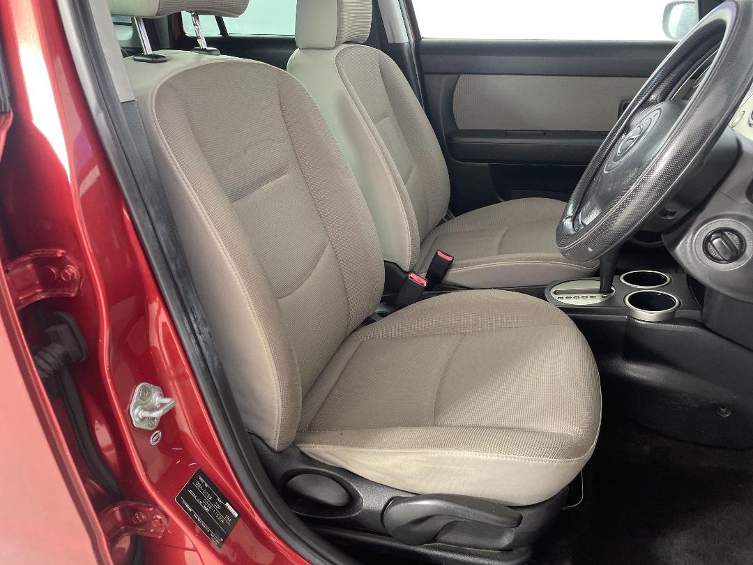 Photo '16' of Mazda Verisa