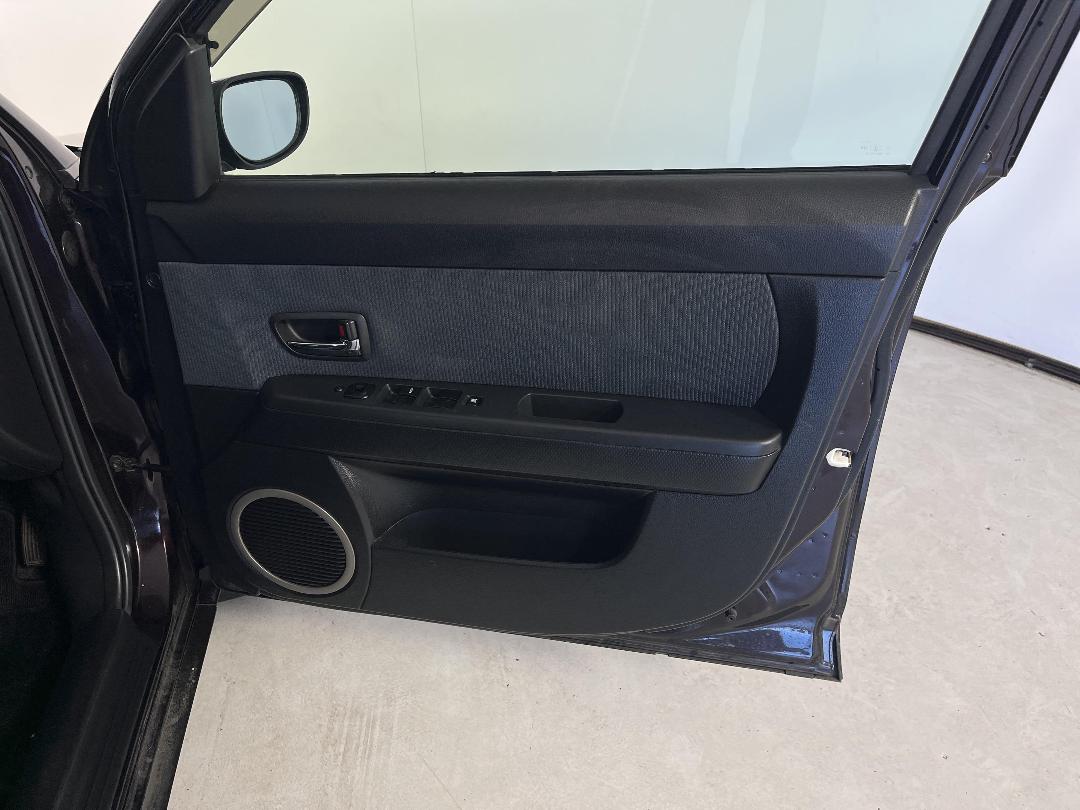 Photo '15' of Mazda Verisa Photo '15' of Mazda Verisa