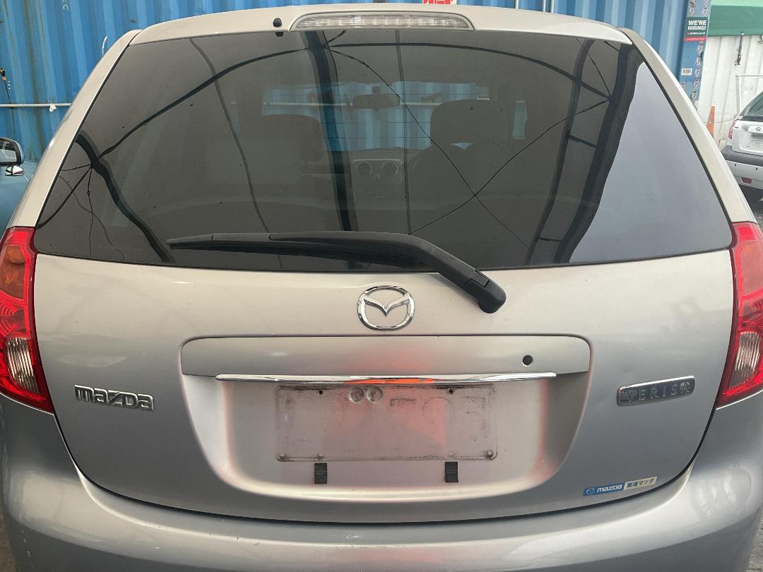 Photo '5' of Mazda Verisa