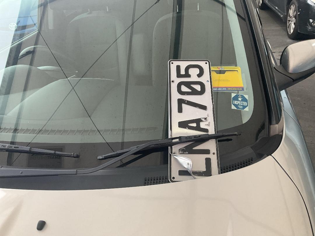 Photo '15' of Mazda Verisa