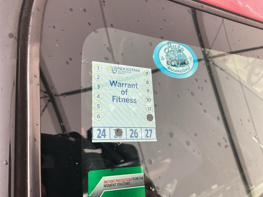 Photo '11' of Mazda Verisa Photo '11' of Mazda Verisa