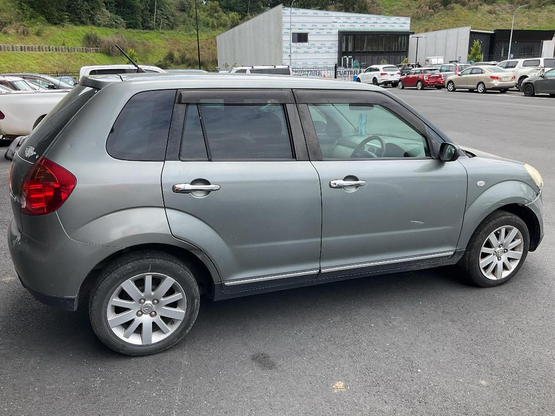 Photo '5' of Mazda Verisa Photo '5' of Mazda Verisa