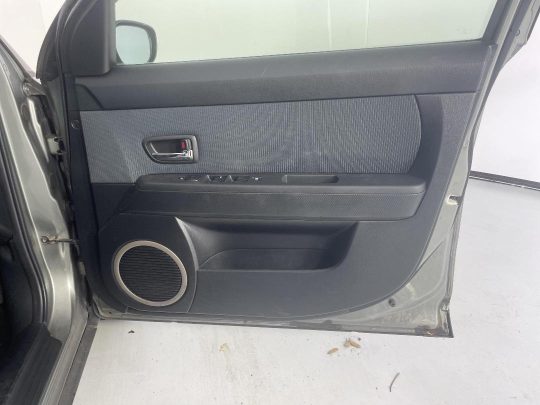 Photo '13' of Mazda Verisa