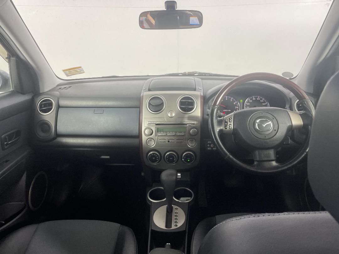 Photo '15' of Mazda Verisa