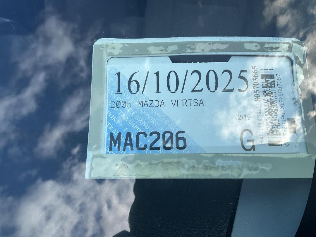 Photo '13' of Mazda Verisa