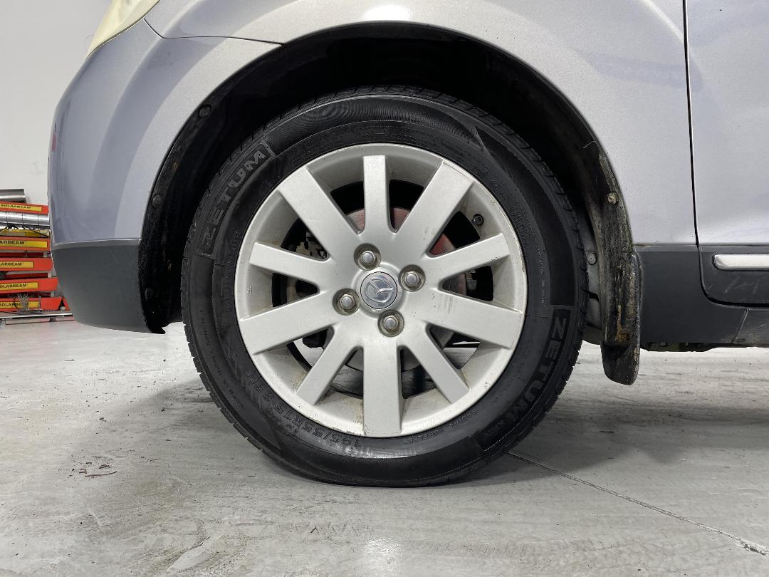 Photo '10' of Mazda Verisa