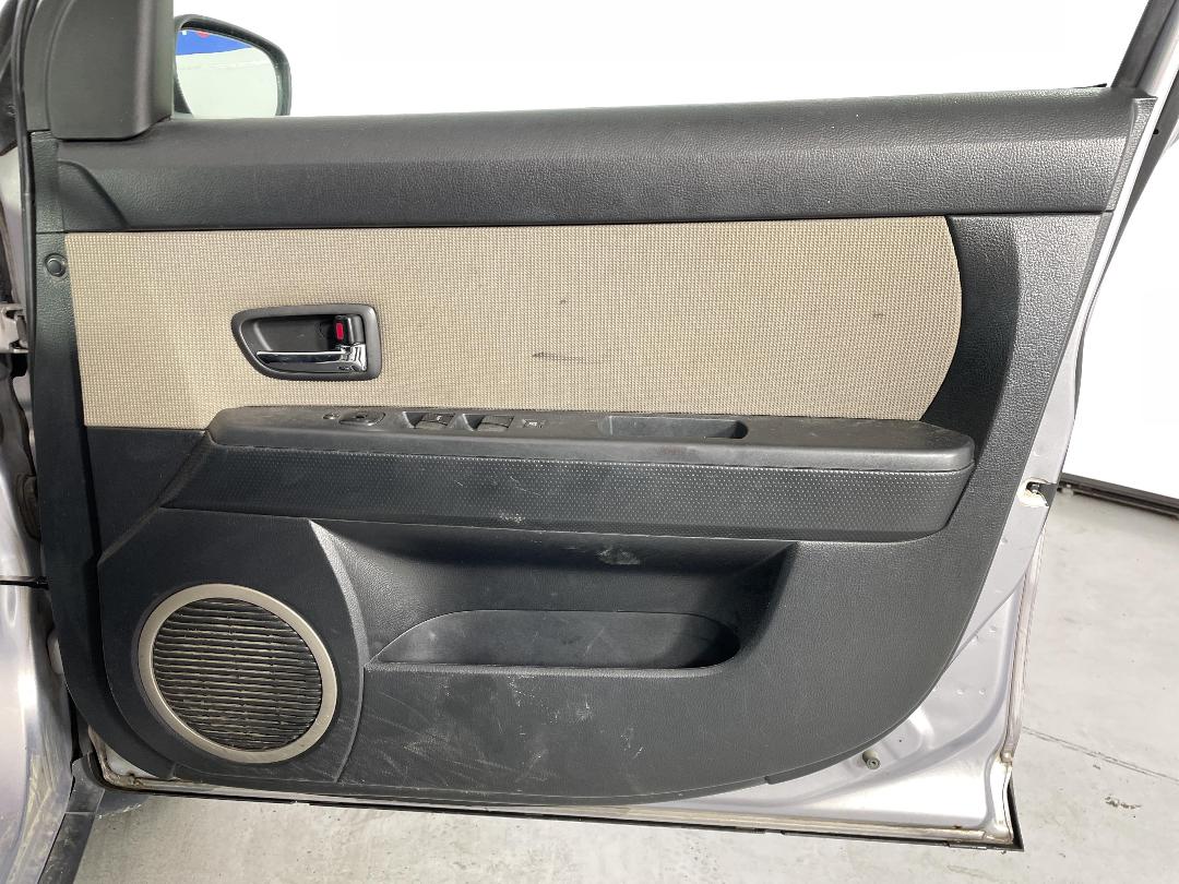 Photo '15' of Mazda Verisa