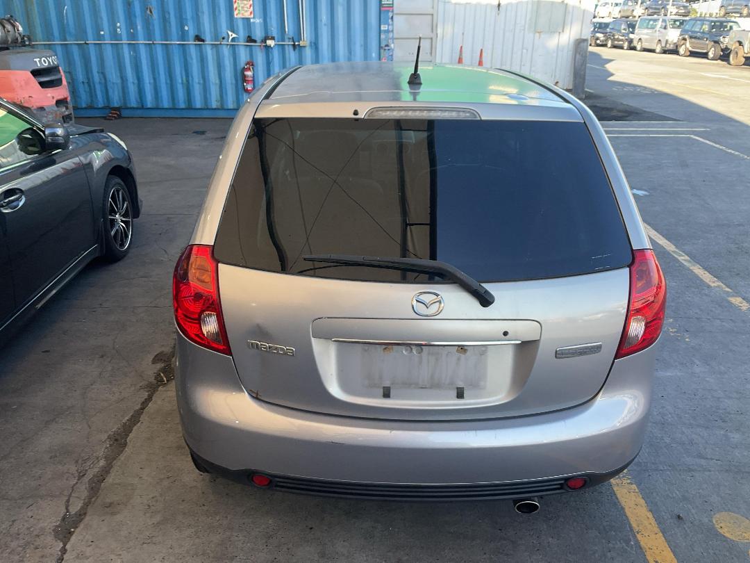 Photo '12' of Mazda Verisa