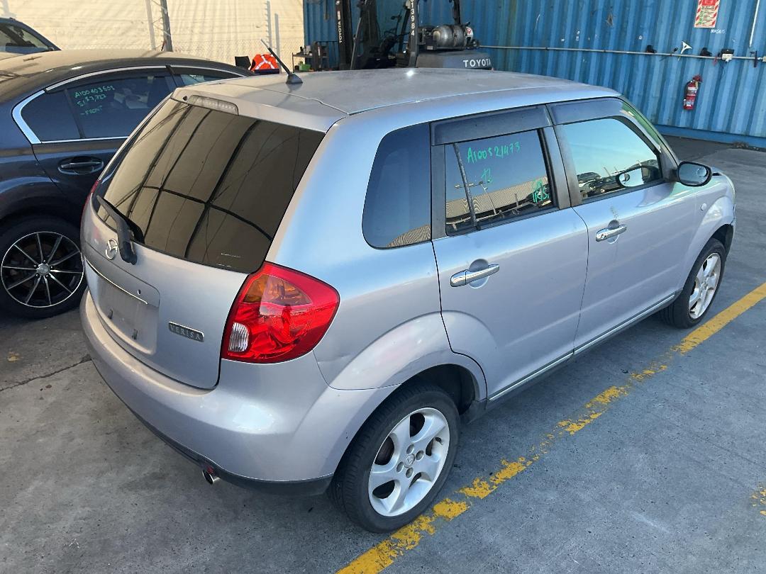 Photo '13' of Mazda Verisa