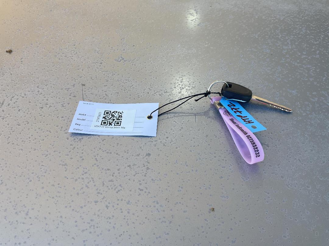 Photo '19' of Mazda Verisa