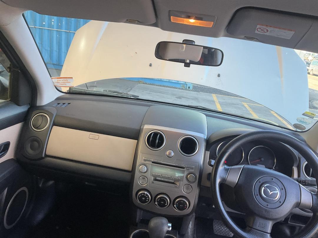 Photo '22' of Mazda Verisa