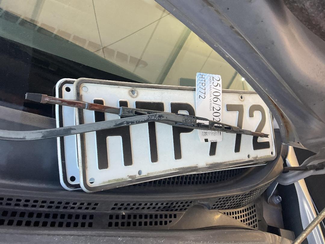 Photo '25' of Mazda Verisa