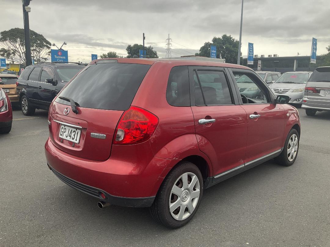 Photo '4' of Mazda Verisa