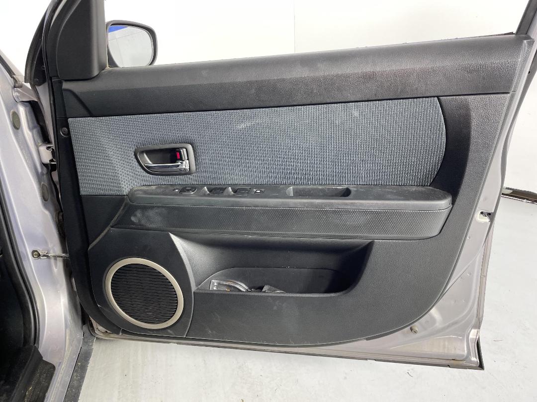 Photo '13' of Mazda Verisa