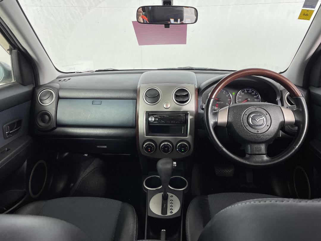 Photo '15' of Mazda Verisa