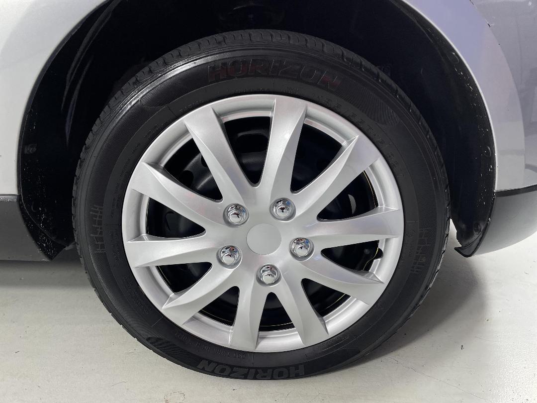 Photo '9' of Mazda Verisa