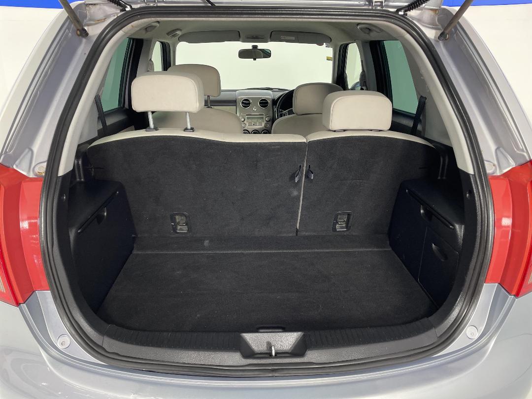 Photo '14' of Mazda Verisa