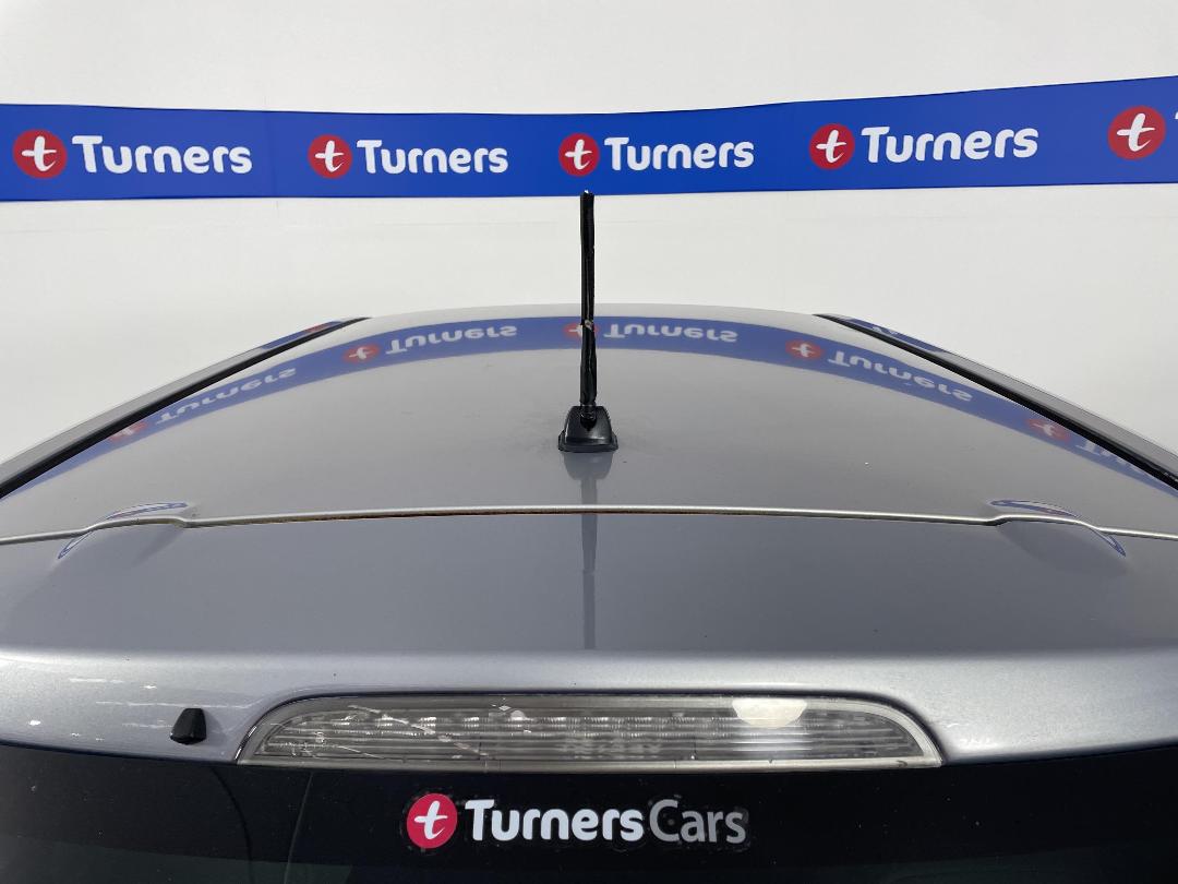 Photo '31' of Mazda Verisa