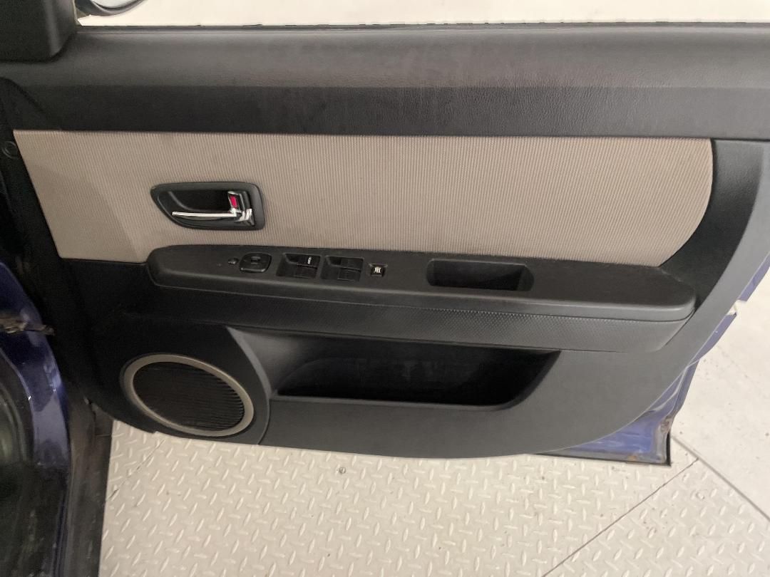 Photo '13' of Mazda Verisa