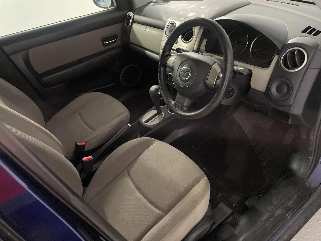 Photo '14' of Mazda Verisa