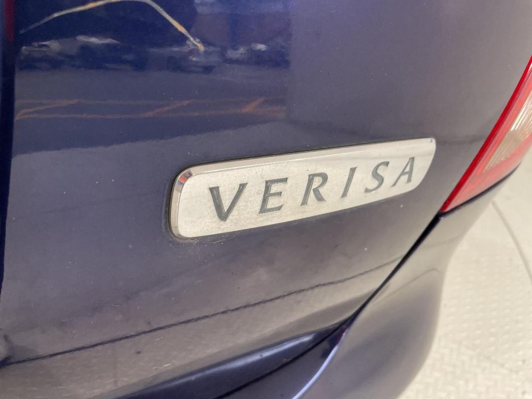 Photo '27' of Mazda Verisa